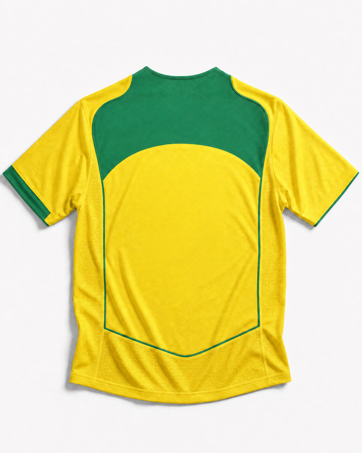 Maglia Brasile Home 2004 Ronaldinho numero 10 retro giallo con dettagli verdi