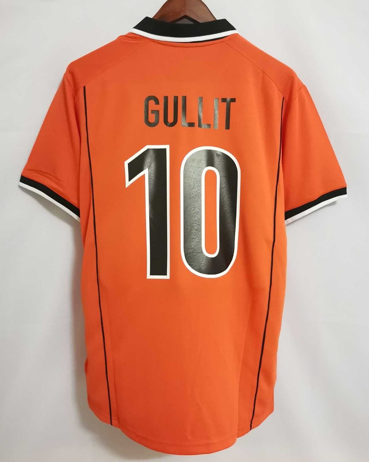Maglia Olanda 1998 home arancione Gullit numero 10 vista posteriore