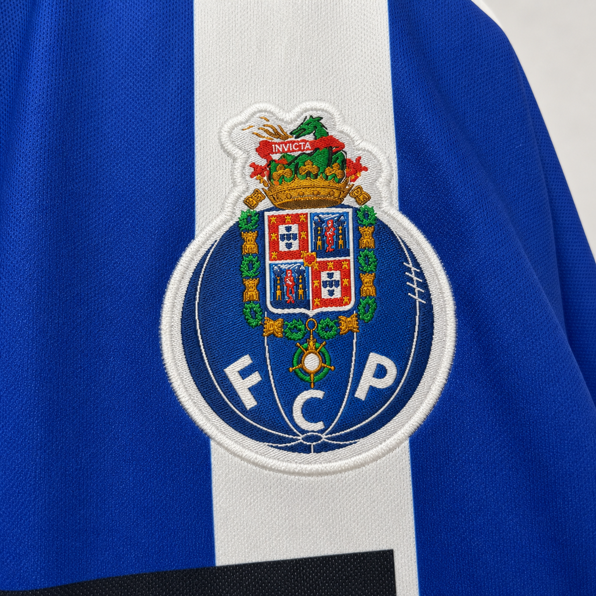 Colletto Porto jersey home 2013/14 con dettagli gialli