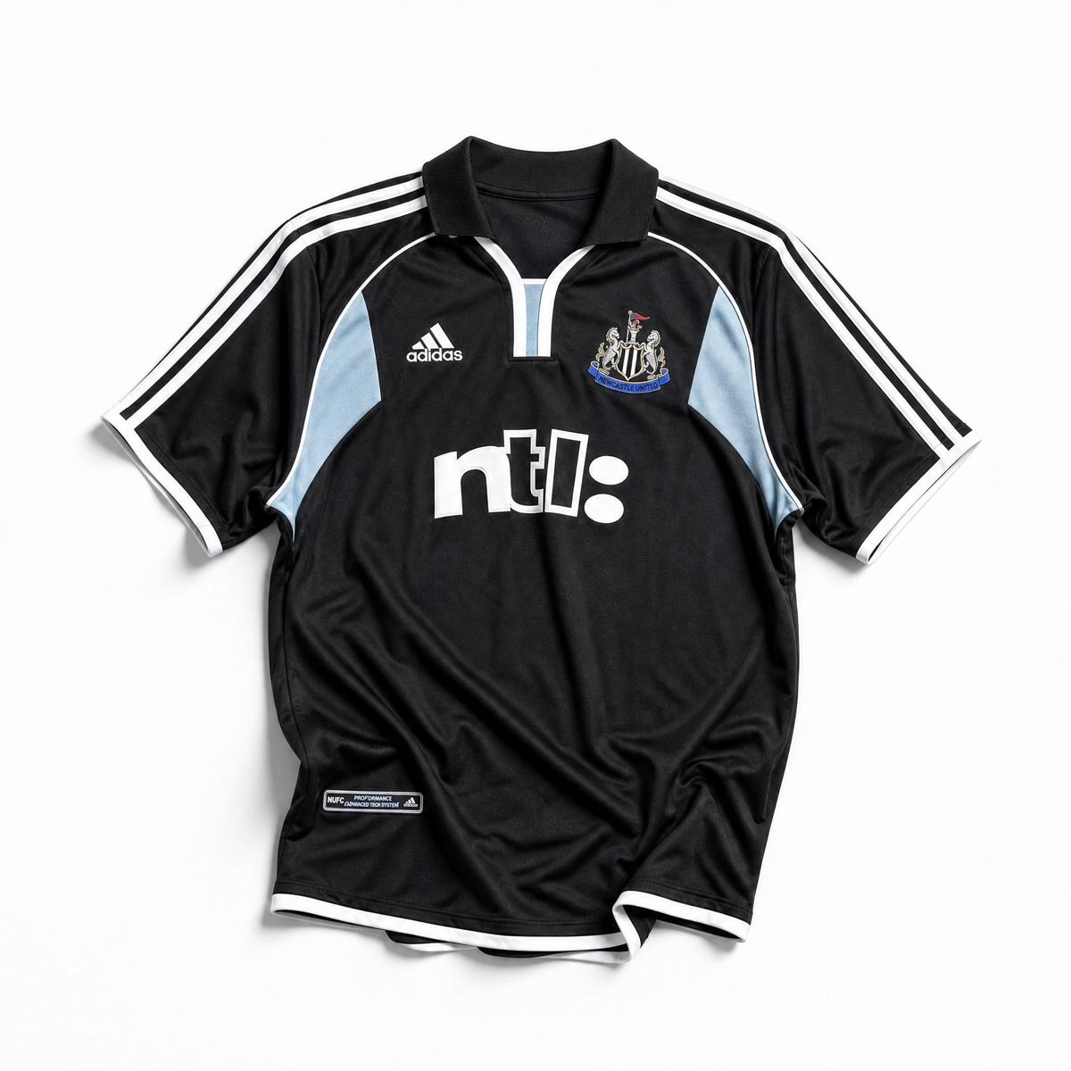Maglia Newcastle Away 2000/01 blu navy Adidas con sponsor ntl e dettagli bianchi