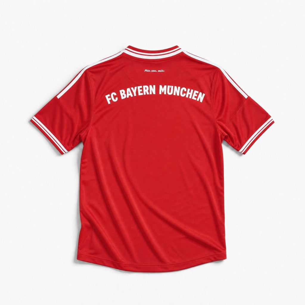 Retro maglia Bayern Monaco  numero 10 calcio europeo anni 2010

