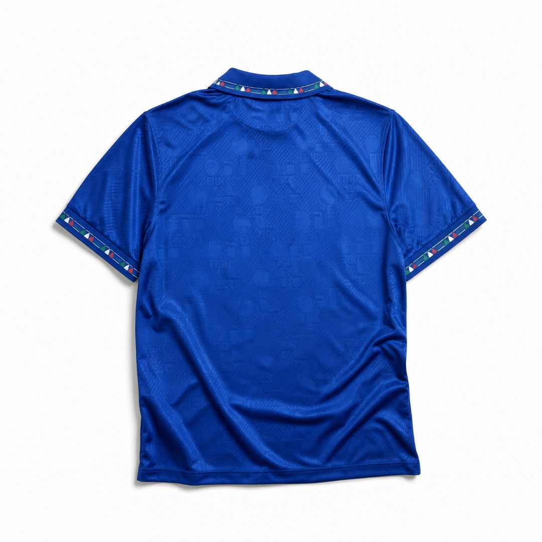 Dettaglio della trama jacquard e del ricamo tricolore LOGO Italia 1994.
