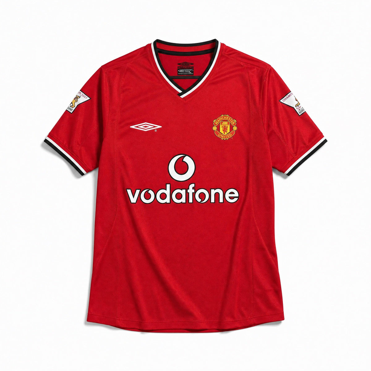 Maglia Beckham Manchester United Home 2001/02 rossa vista frontale con dettagli a contrasto