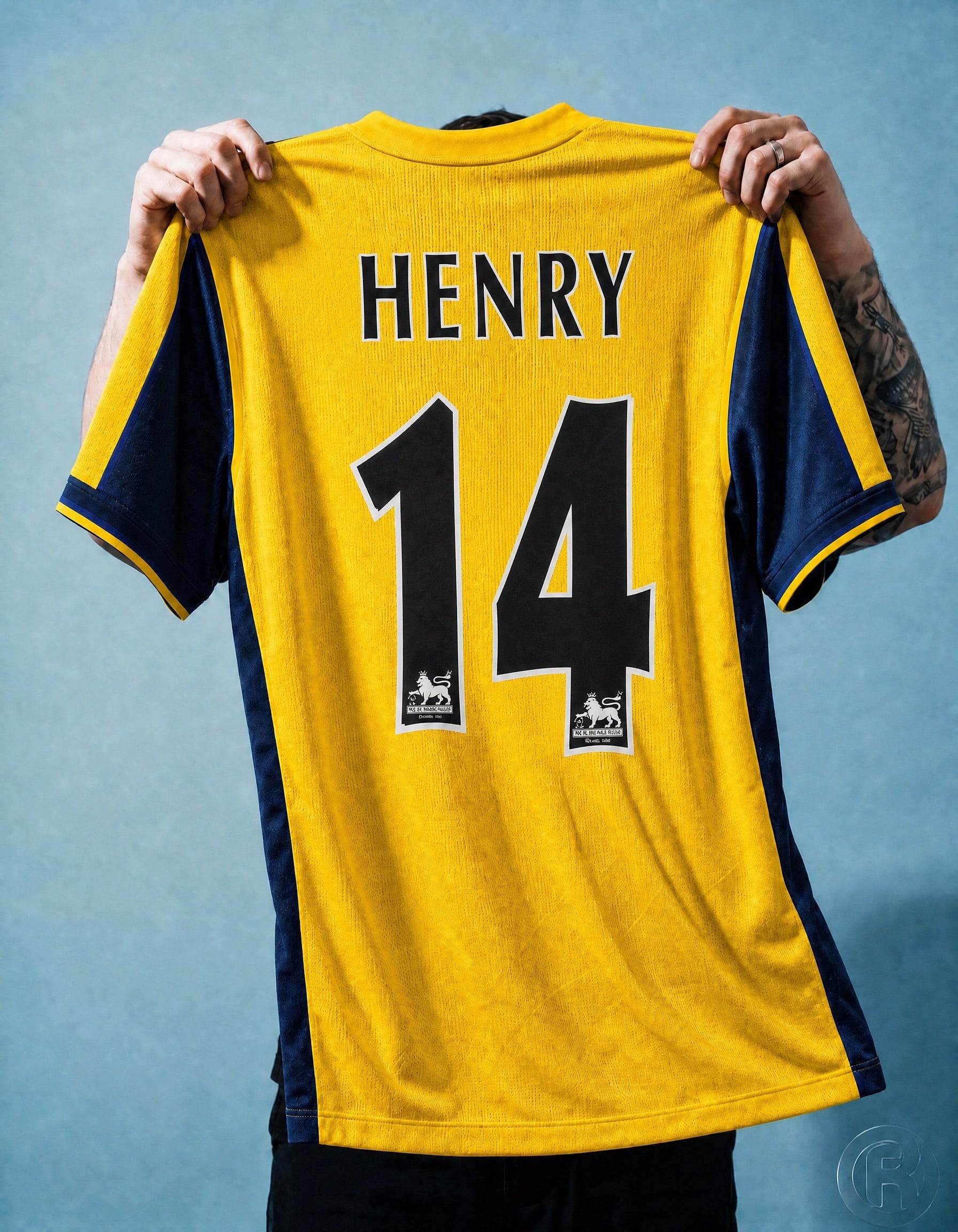 Retro maglia Thierry Henry Arsenal 1999/00 con nome HENRY e numero 14