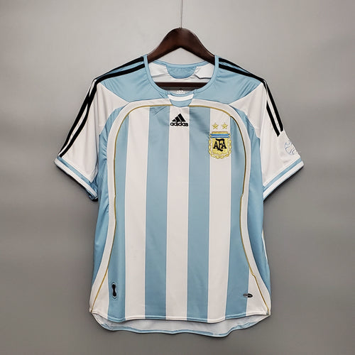 Maglia Argentina 2006 fronte con strisce bianco celesti Adidas