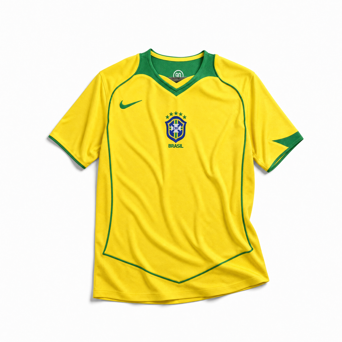 Maglia Brasile 2004 Home vista frontale con stemma nazionale
