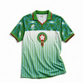 Maglia Away Marocco 1994 World Cup bianca e verde vista frontale con motivo geometrico.