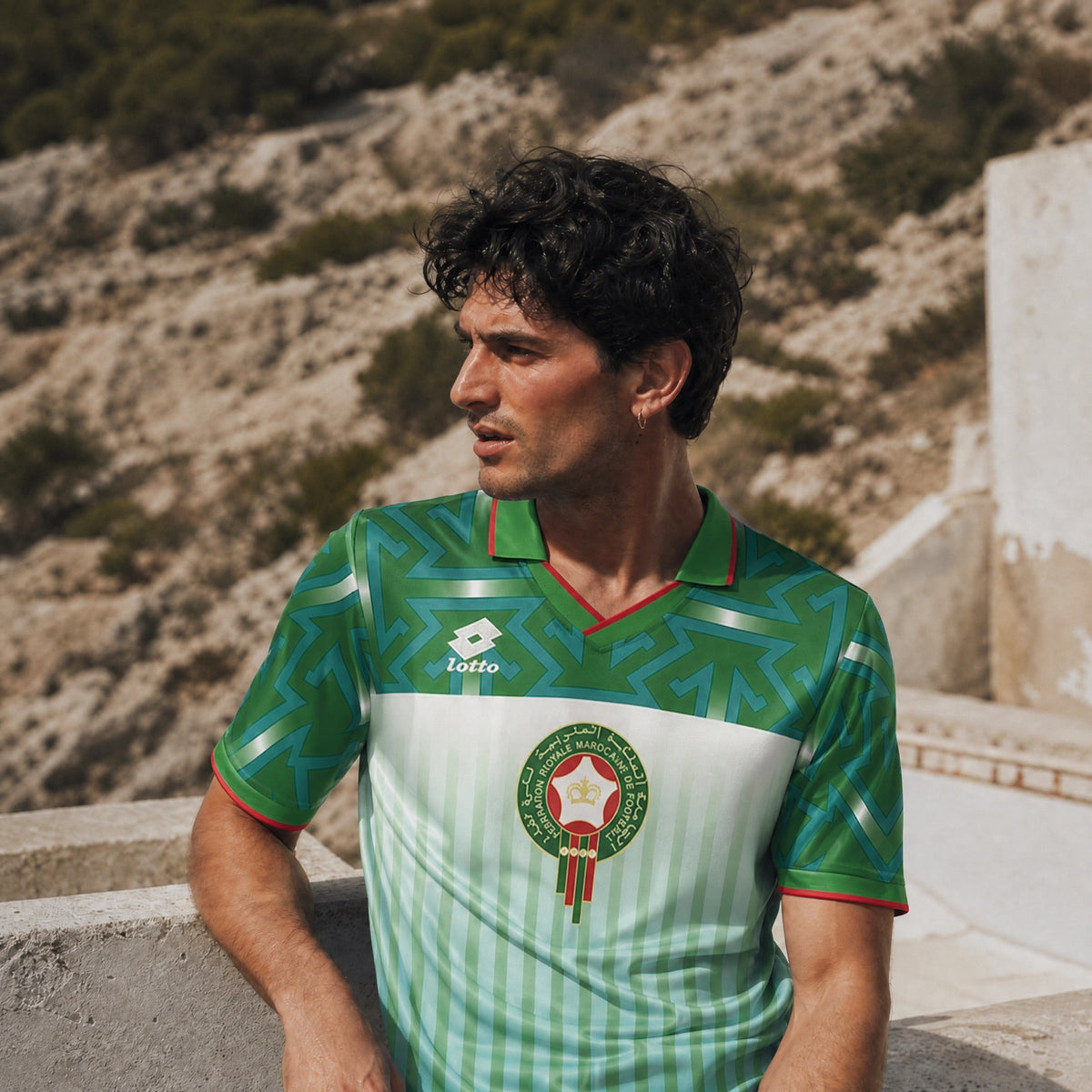 Modello che indossa la Maglia Away Marocco 1994 World Cup.