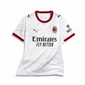 Maglia away Milan 2026/27 vista frontale colore bianco su appendino