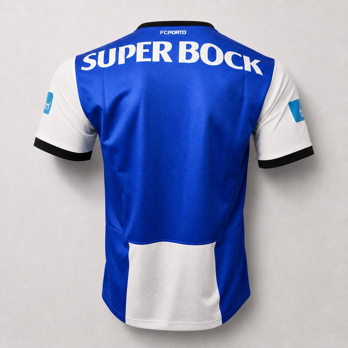 Frontale Porto jersey home 2012/13 design moderno rétro